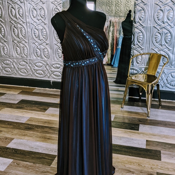 One-Shoulder Brown Over Turquoise - Picture 1 of 5